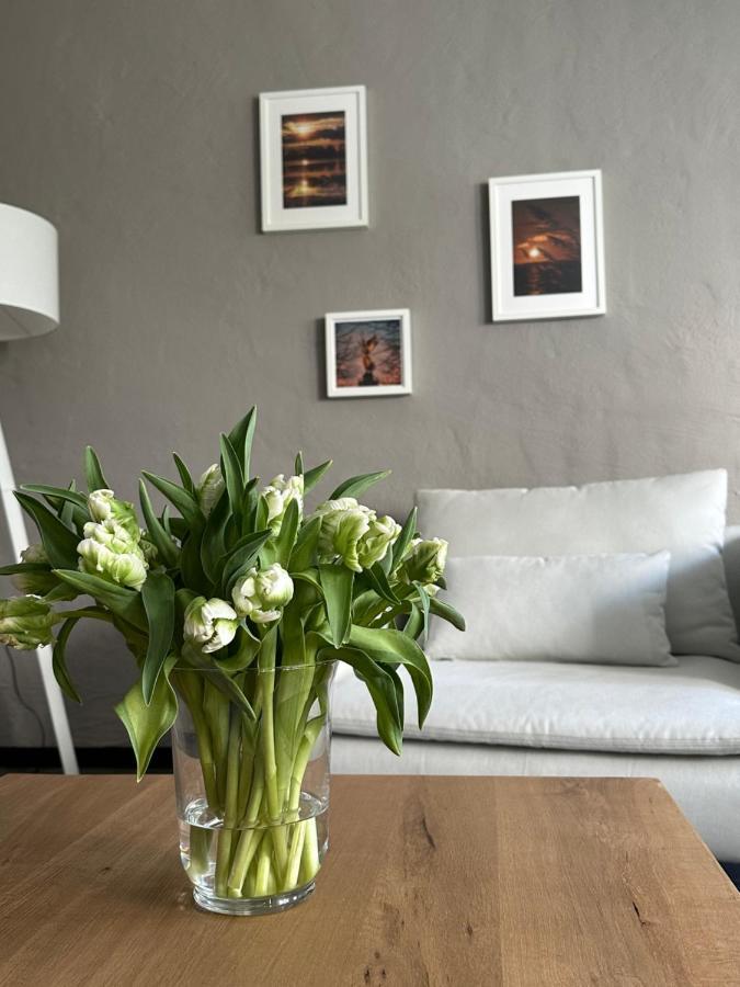 Remise-berlin-gruenau Your Cozy And Comfortable To For Up To 6 People Between Mueggelsee And Vakantiehuis *