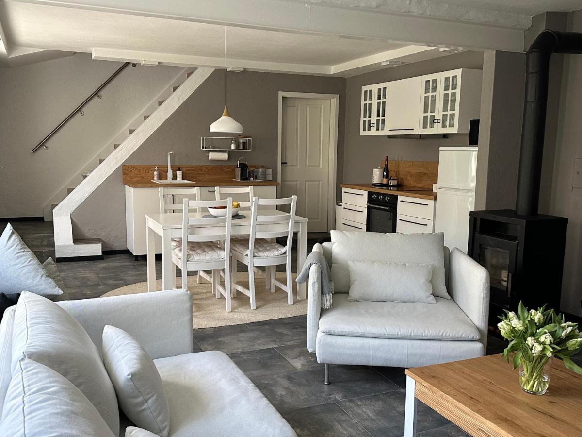 Vakantiehuis Remise-berlin-gruenau Your Cozy And Comfortable To For Up To 6 People Between Mueggelsee And