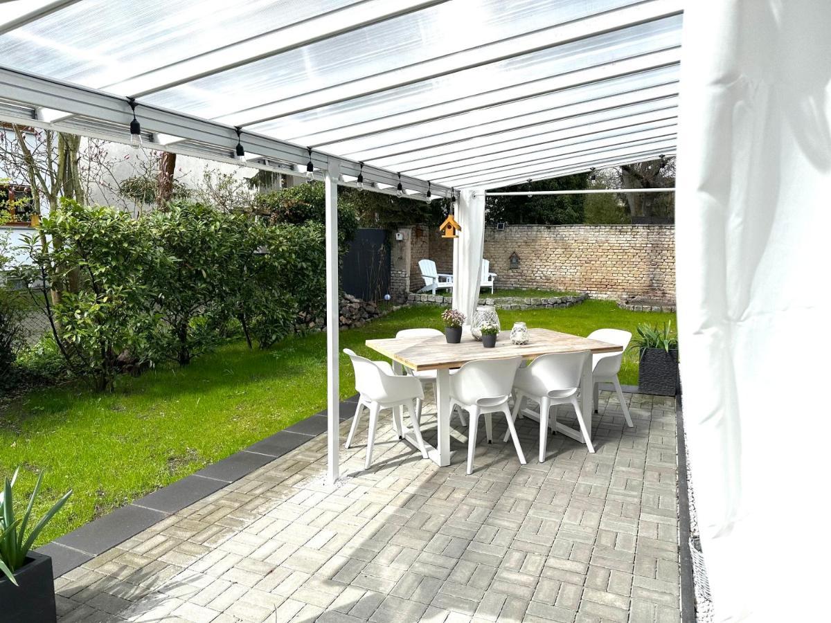 Remise-berlin-gruenau Your Cozy And Comfortable To For Up To 6 People Between Mueggelsee And Berlijn