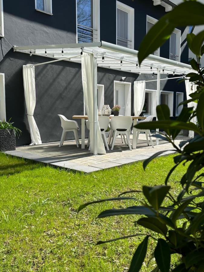 Vakantiehuis Remise-berlin-gruenau Your Cozy And Comfortable To For Up To 6 People Between Mueggelsee And *