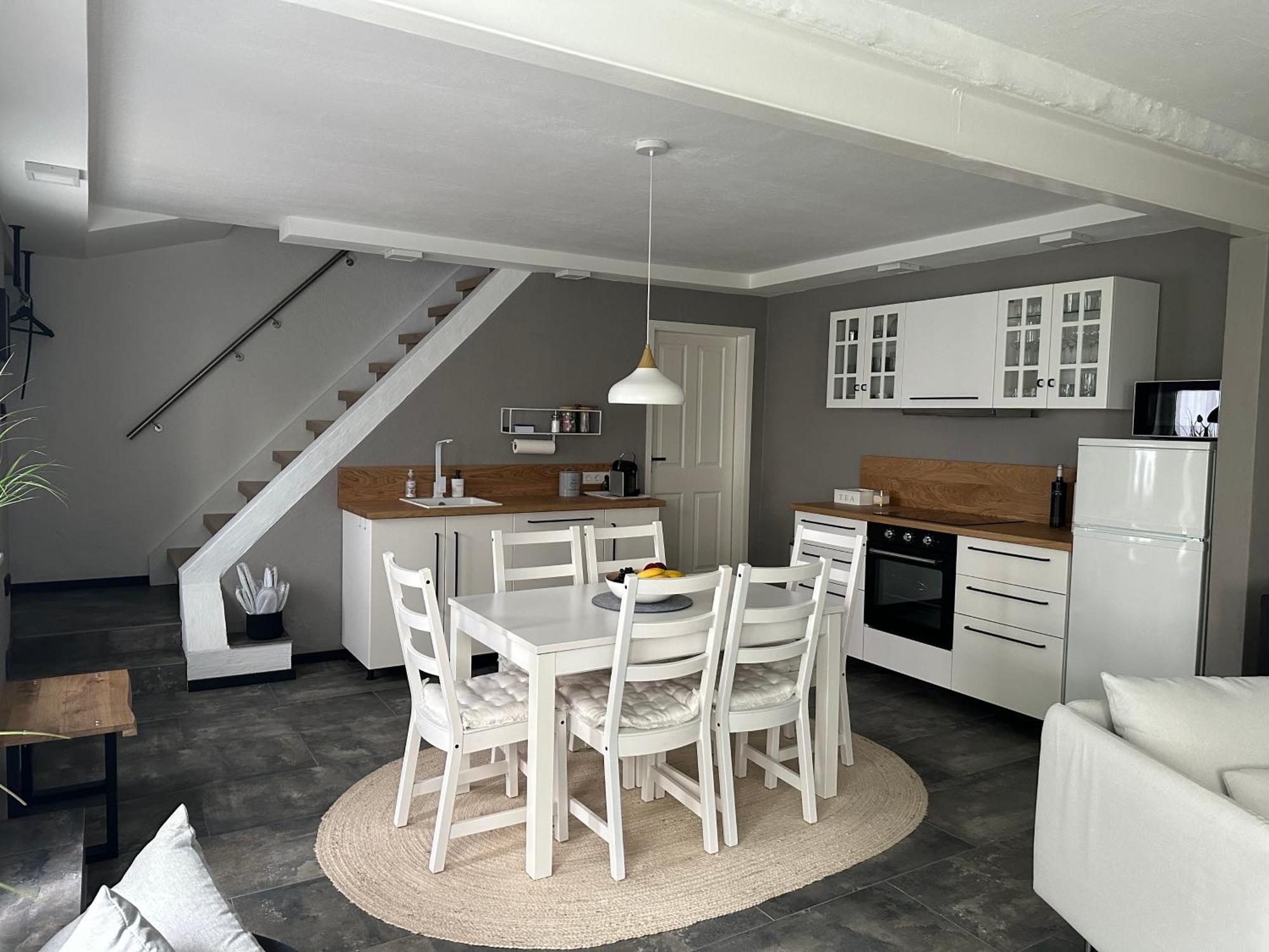 Remise-berlin-gruenau Your Cozy And Comfortable To For Up To 6 People Between Mueggelsee And * Berlijn